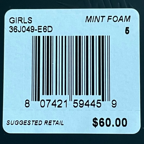 Nike brand new with tags! - Picture 4 of 4